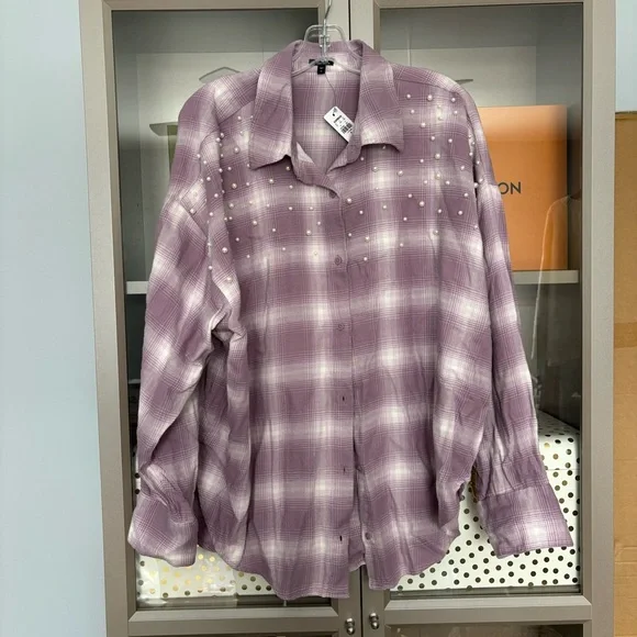 Express Pearl Embellished Boyfriend Portofino Shirt - Picture 2 of 4